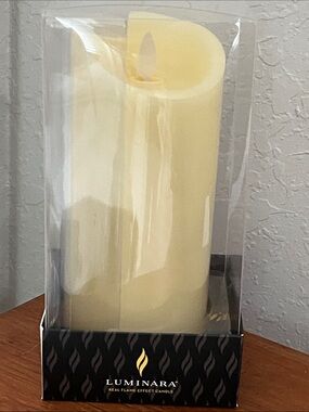 Luminara Cream Vanilla Honey Real Flame Effect Pillar Candle 3 x 6.5 NIB